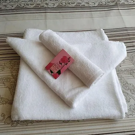 Studio D&d Royal Sun Apartman *